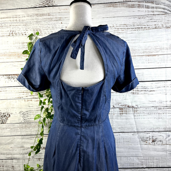 Banana Republic Dress $128 size 4 Denim Jean Tencel Career Wedding Knee A Line - Picture 14 of 16